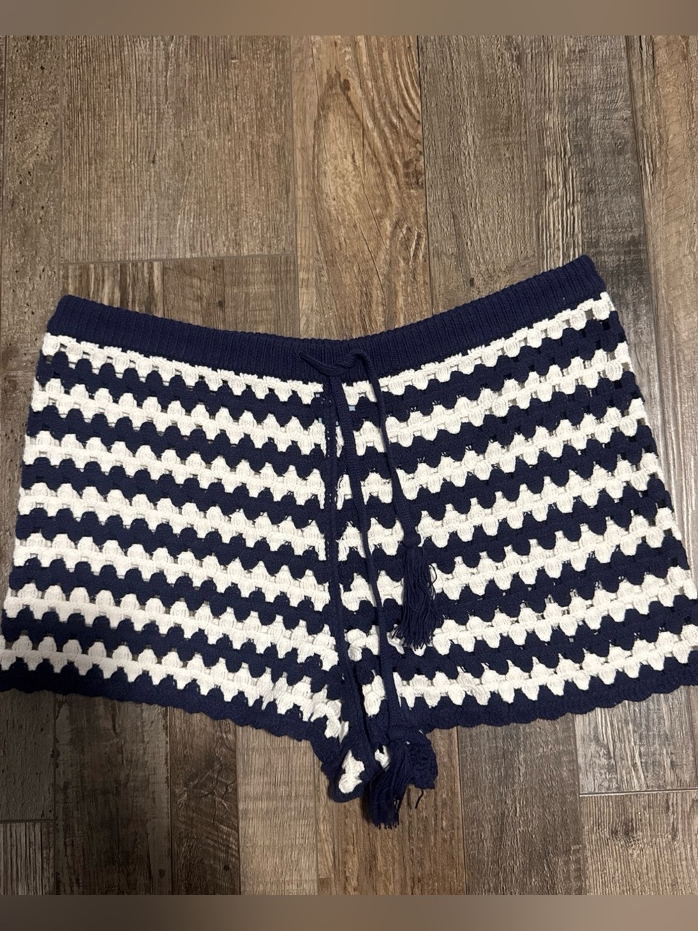 Shade and shore navy and white crochet shorts